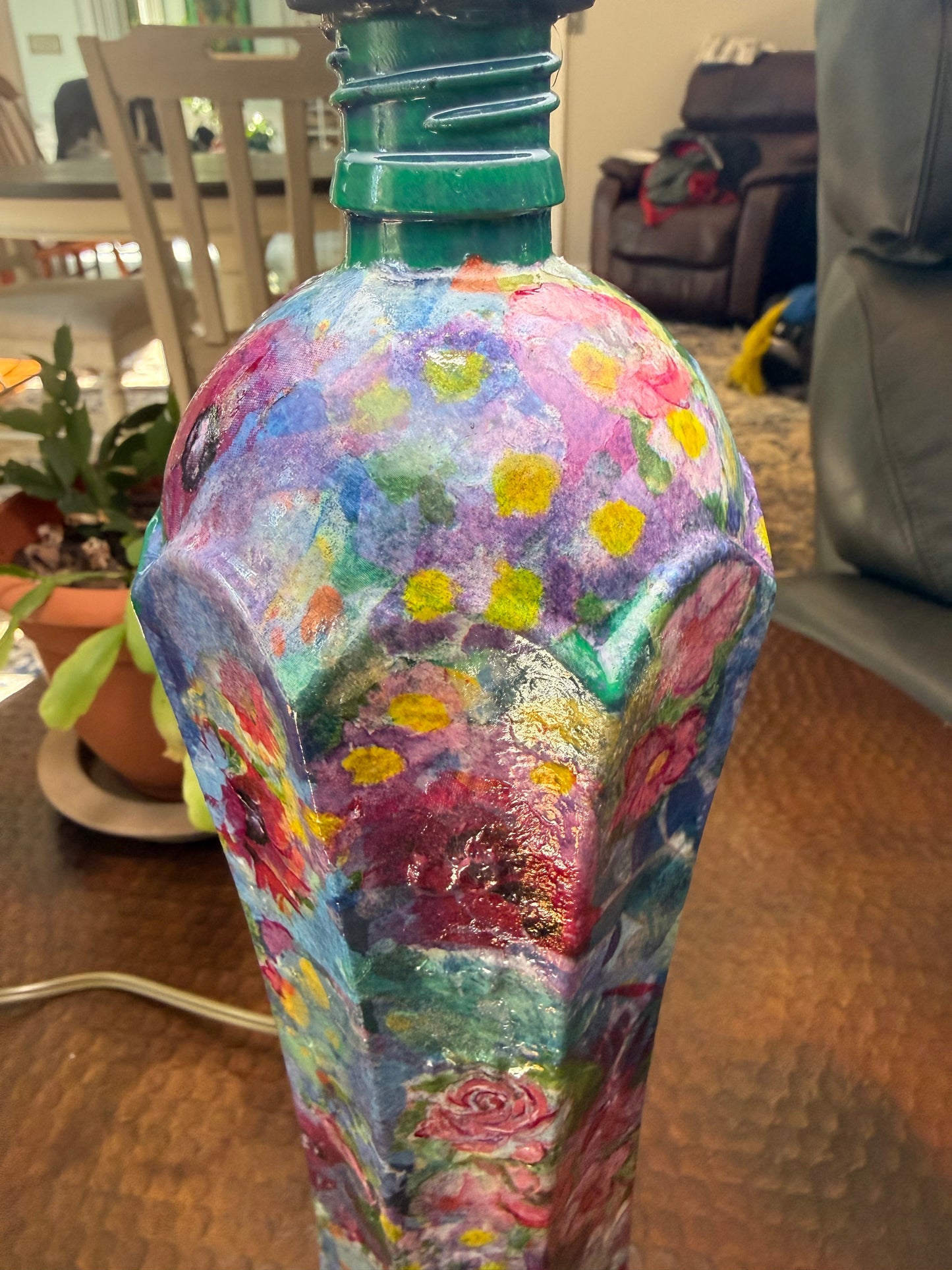 Colorful liquor bottle table lamp