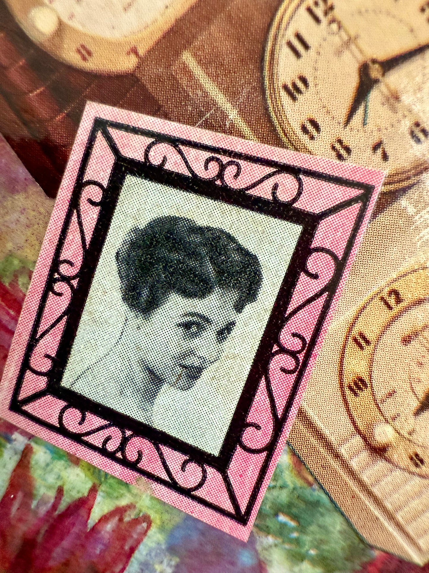 Repurposed retro vase or makeup brush holder